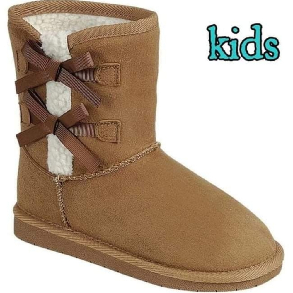 Kids tan winter boots